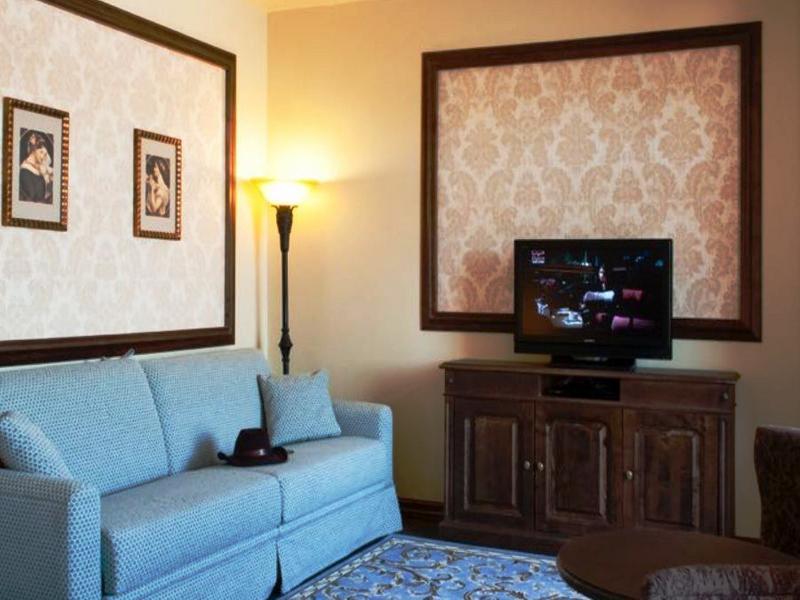 Portaventura Hotel Lucy'S Mansion - Includes Unlimited Access & Express Wristband To Portaventura Park & Ferrari Land Salou Ngoại thất bức ảnh