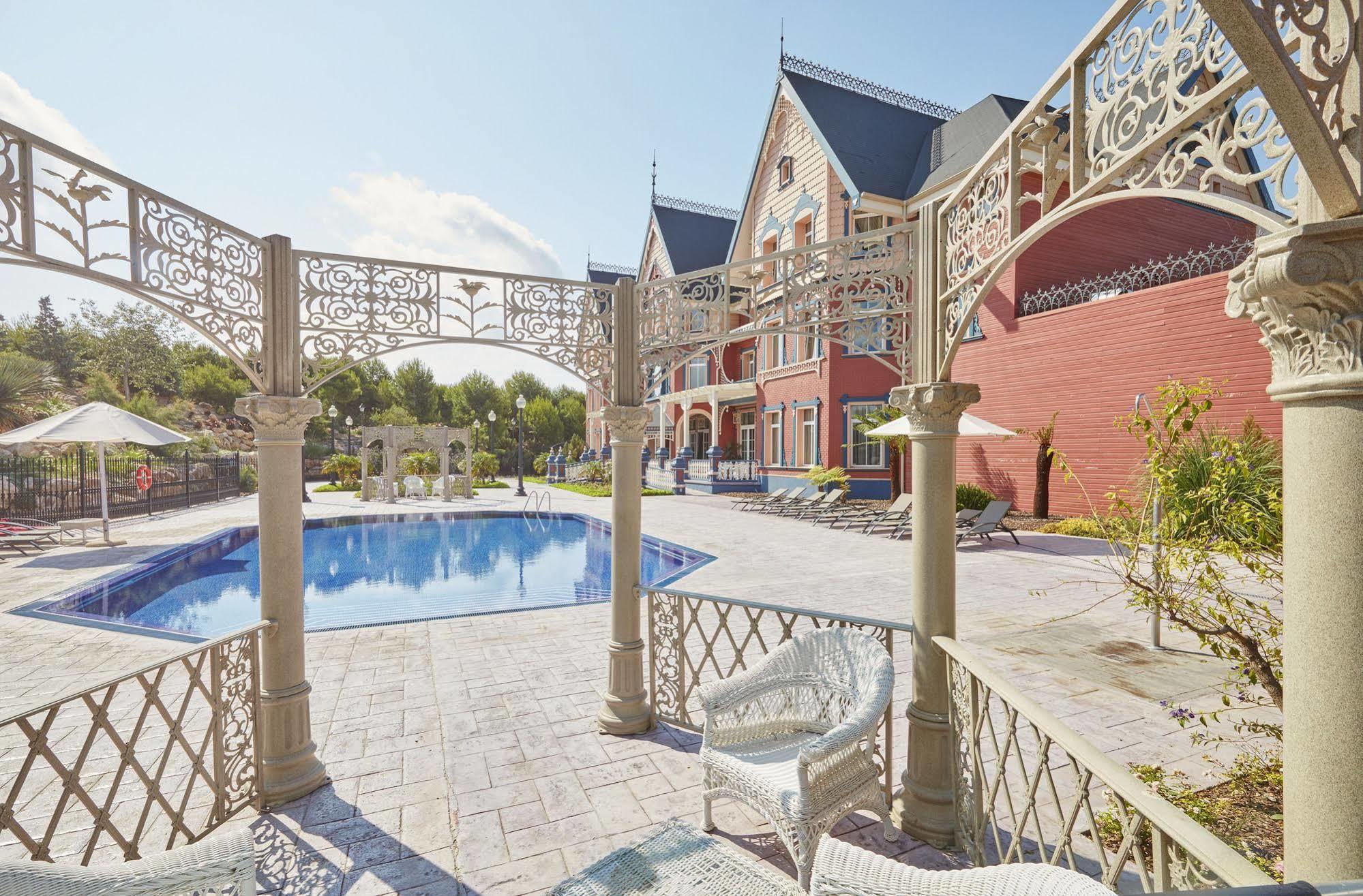 Portaventura Hotel Lucy'S Mansion - Includes Unlimited Access & Express Wristband To Portaventura Park & Ferrari Land Salou Ngoại thất bức ảnh